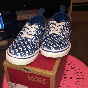 Vans. Slip on